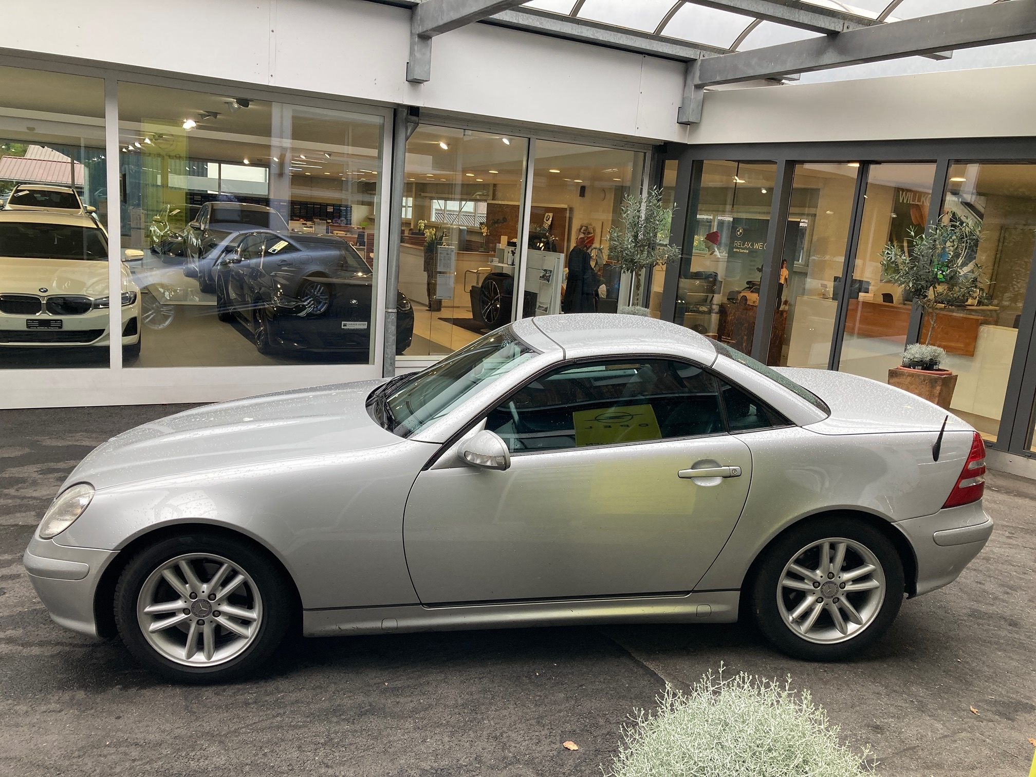 Auction Image
