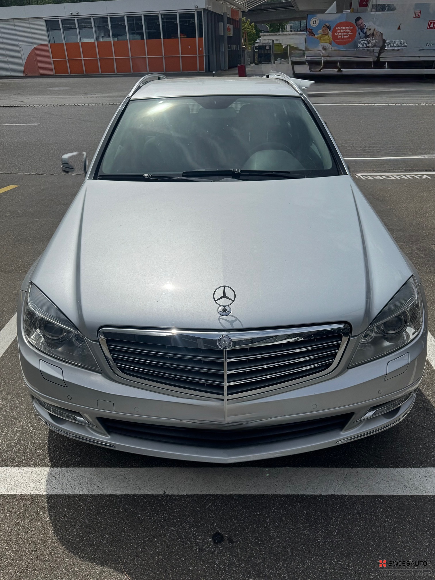 Auction Image