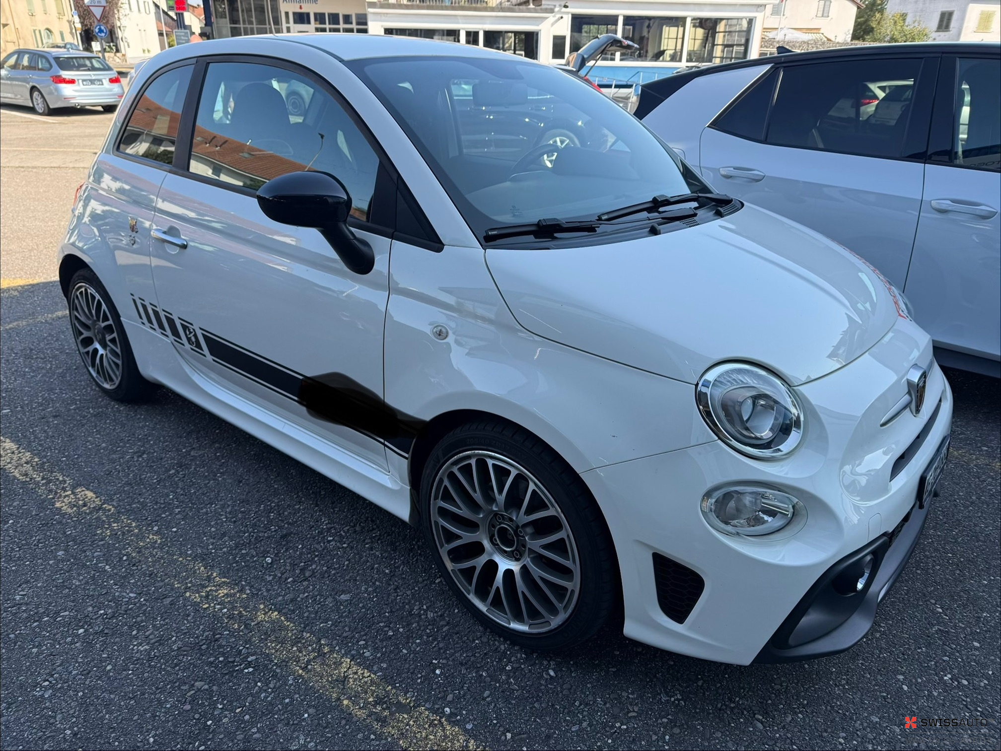 Auction Image
