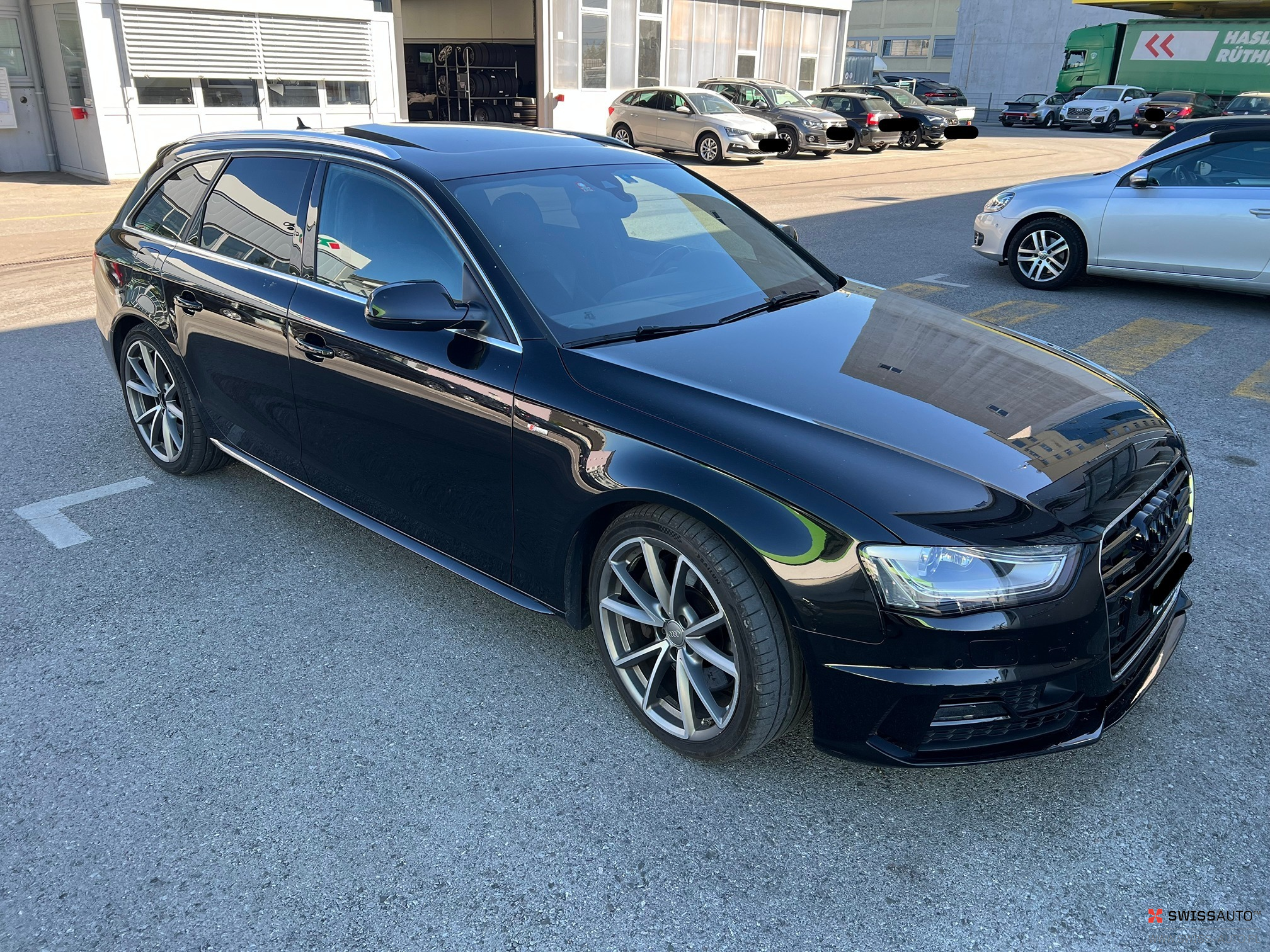 Auction Image