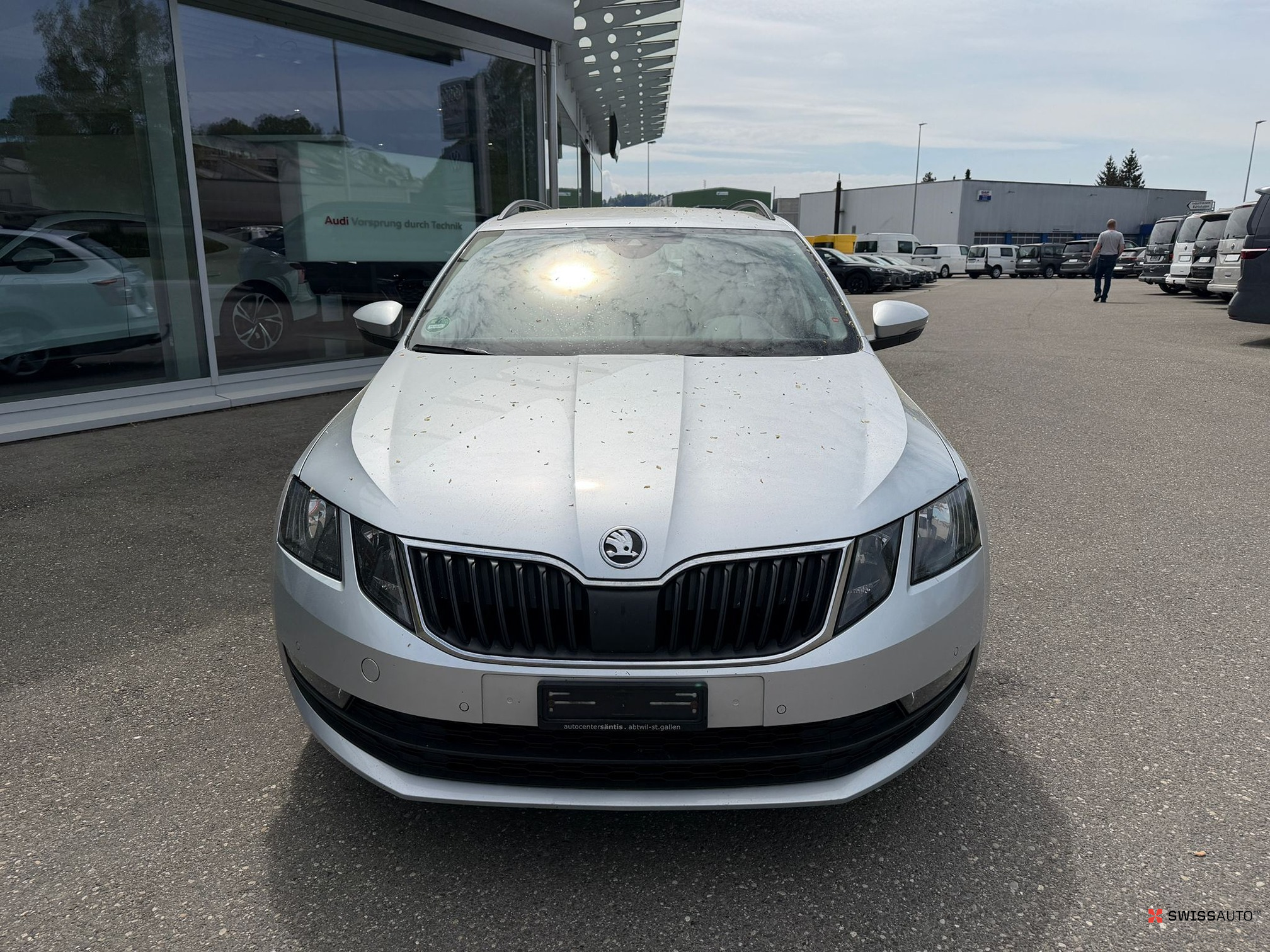 Auction Image