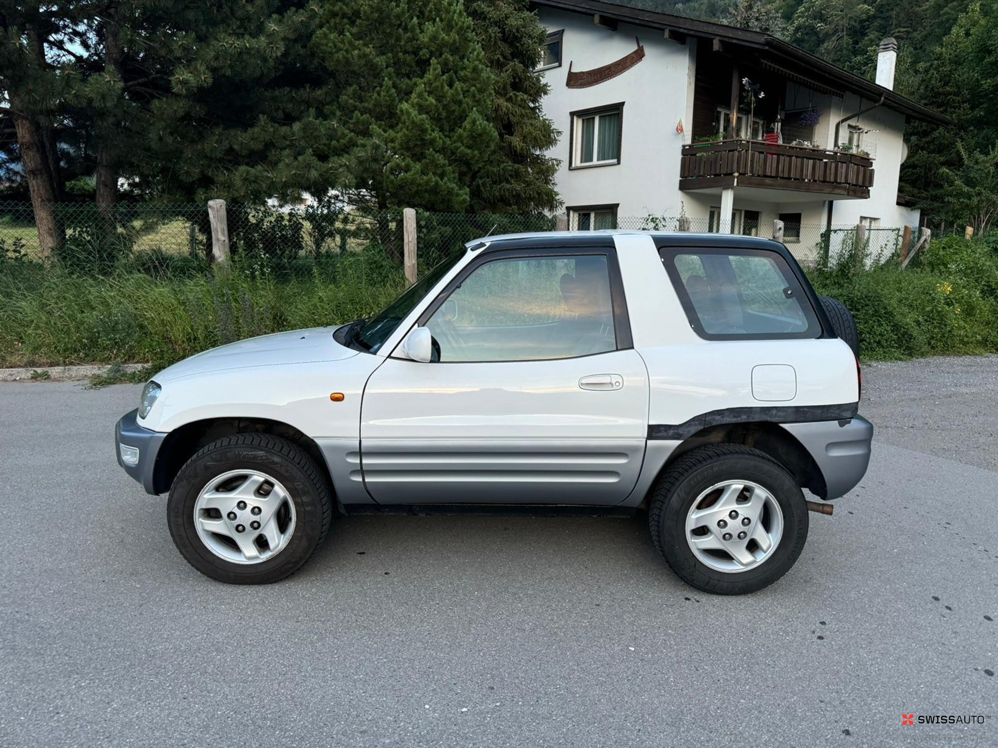 Auction Image