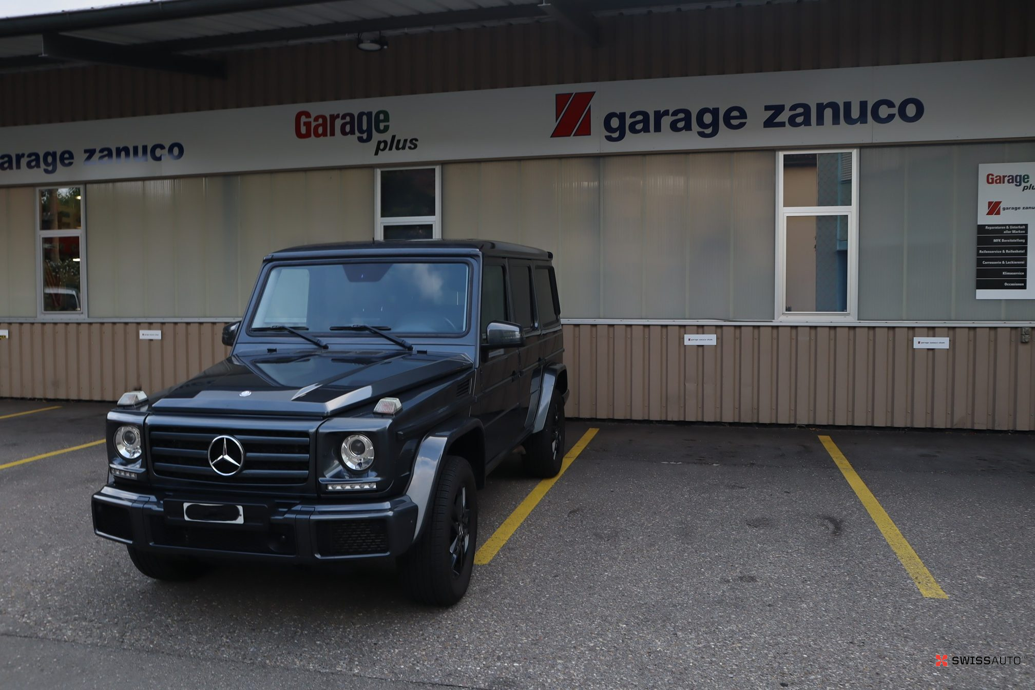 Auction Image