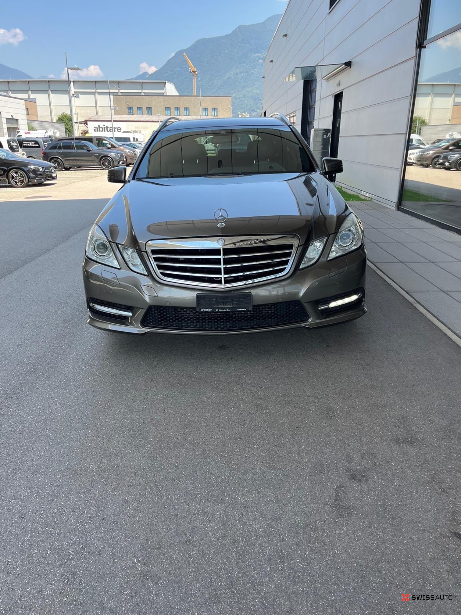 Auction Image