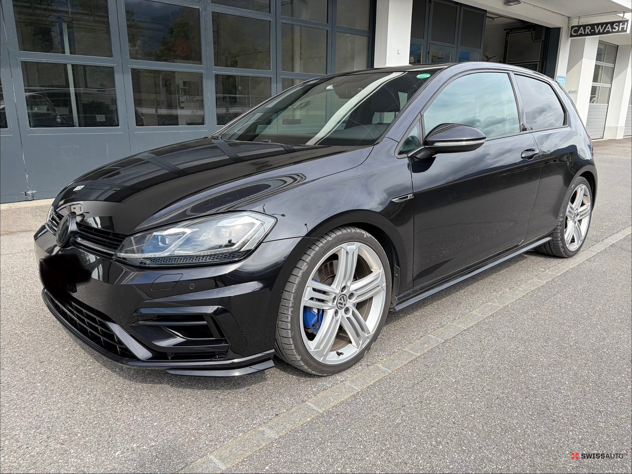Auction Image