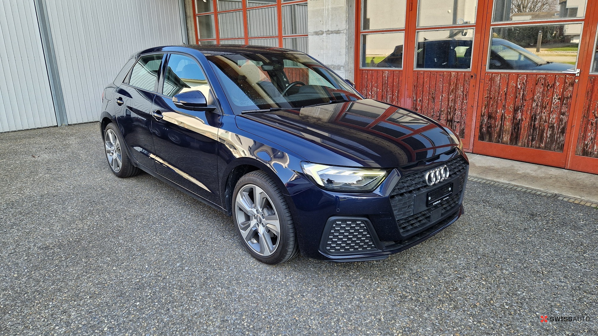 Auction Image