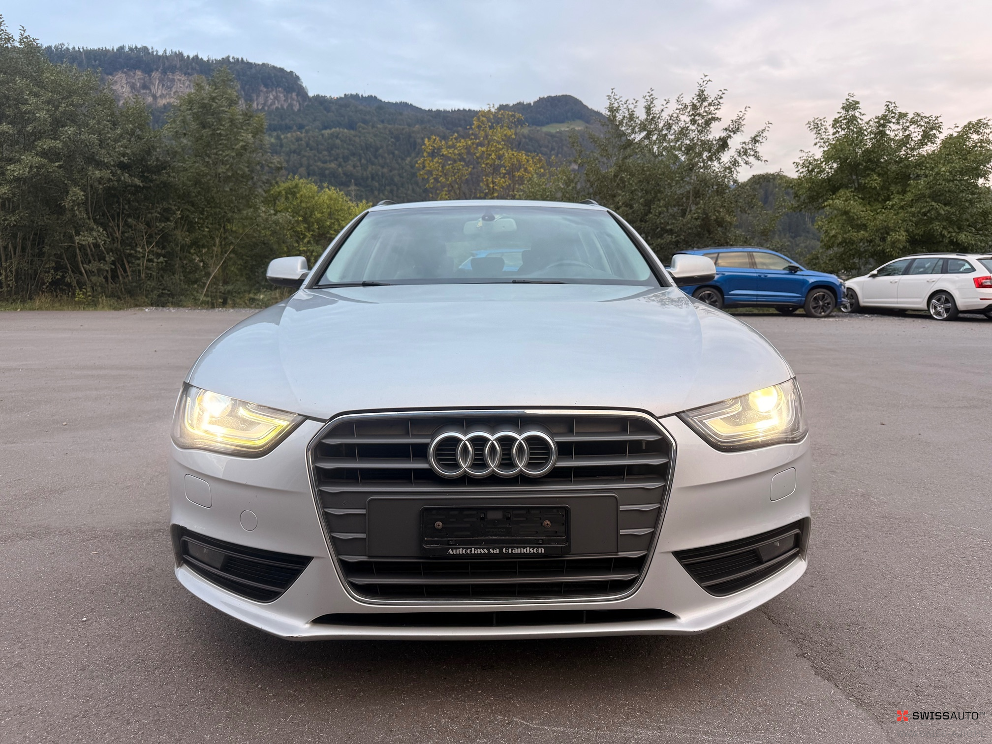 Auction Image