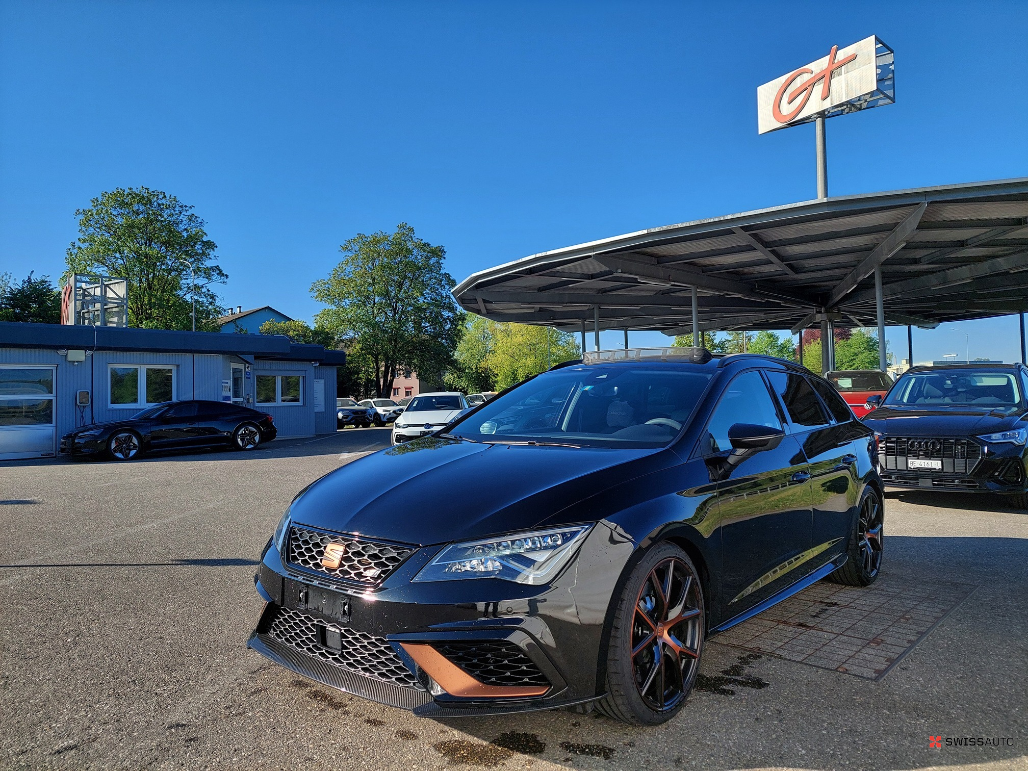 Auction Image
