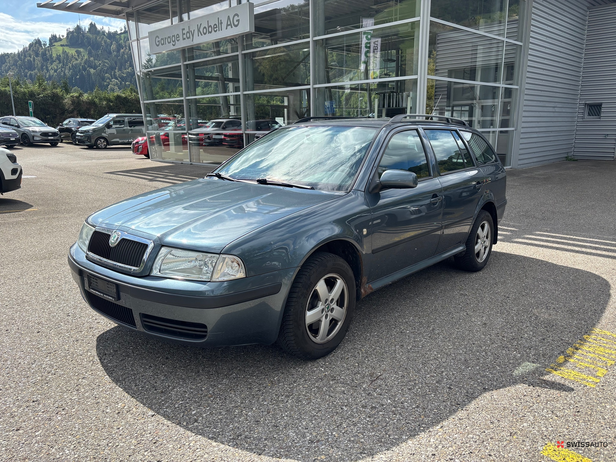Auction Image