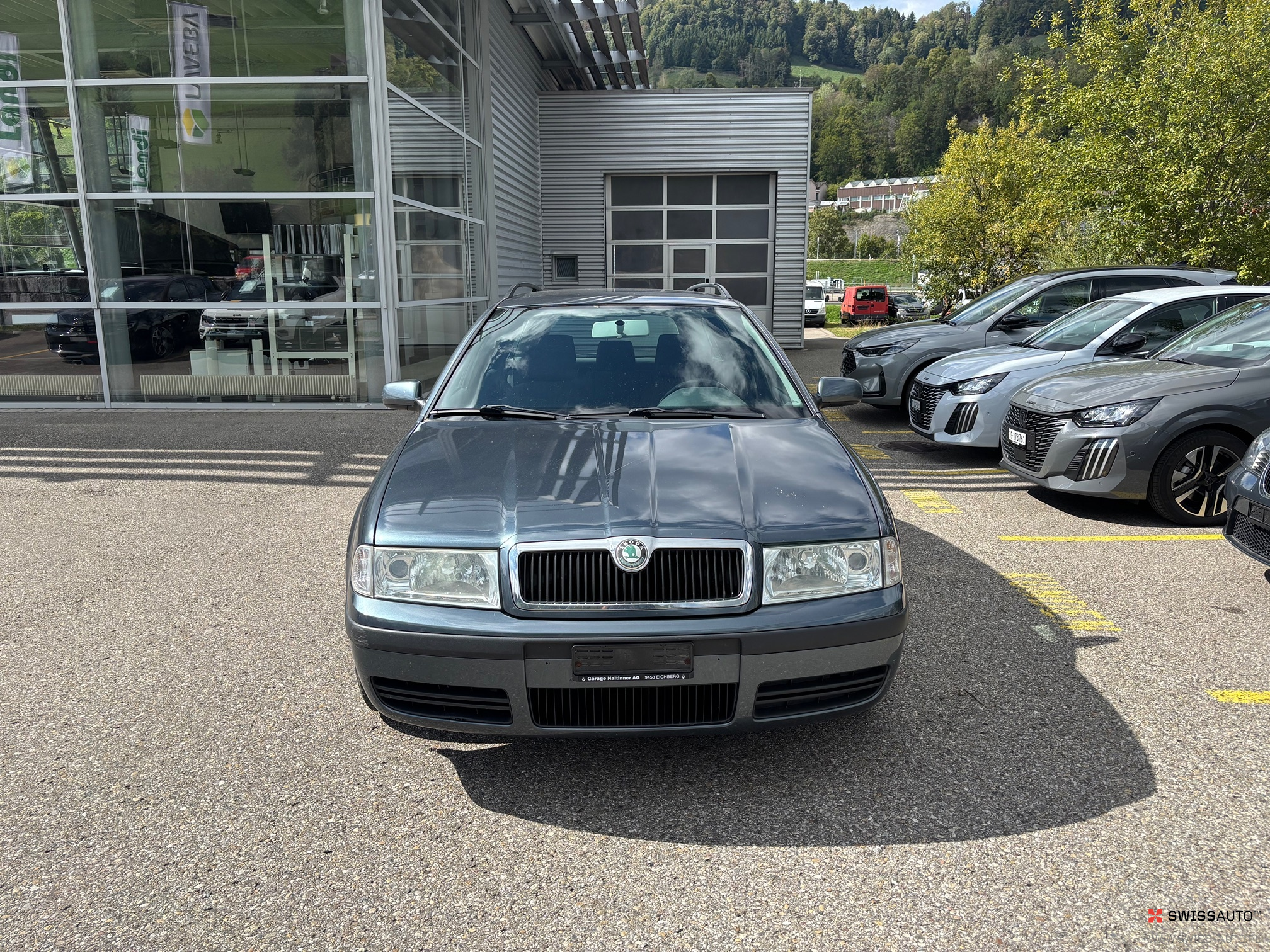 Auction Image