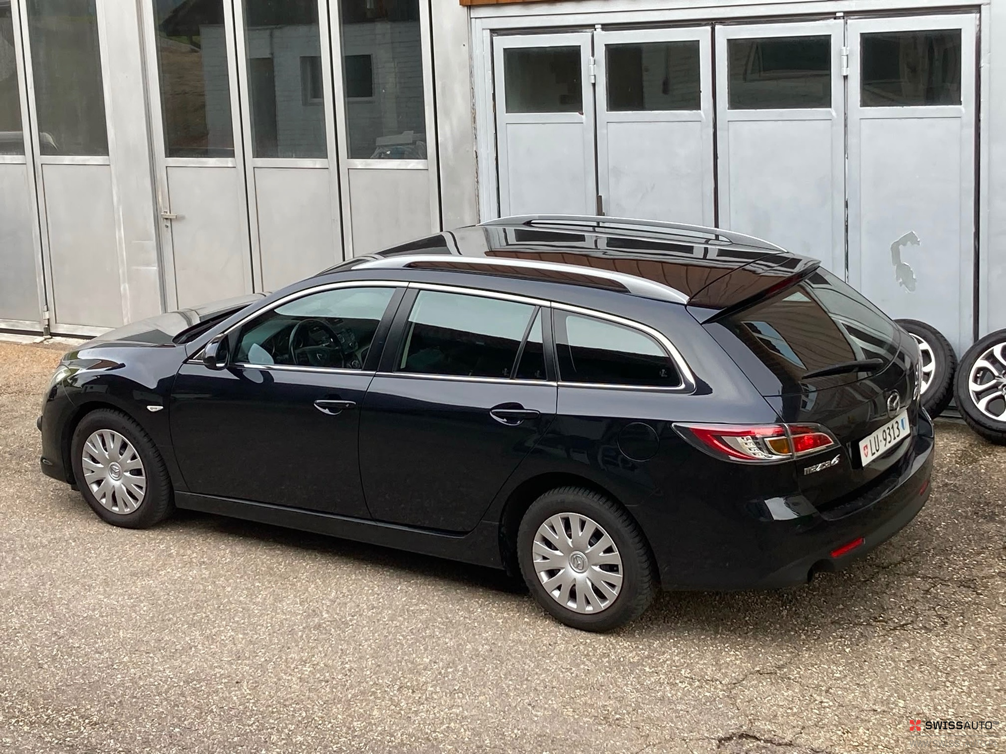 Auction Image