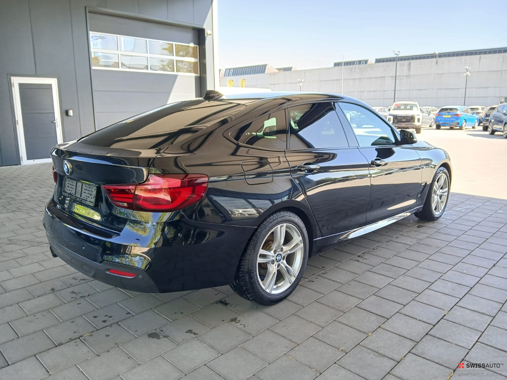 Auction Image