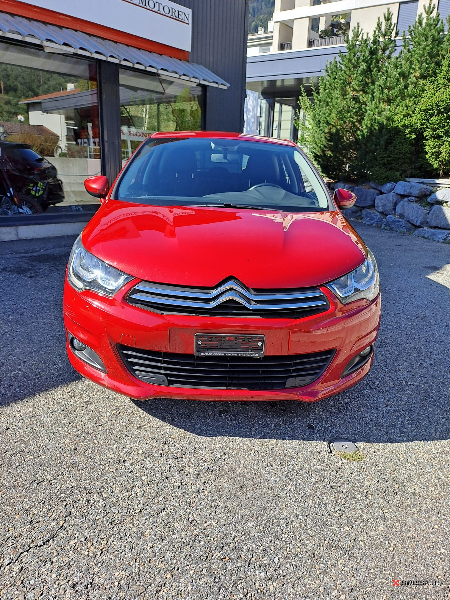 Auction Image
