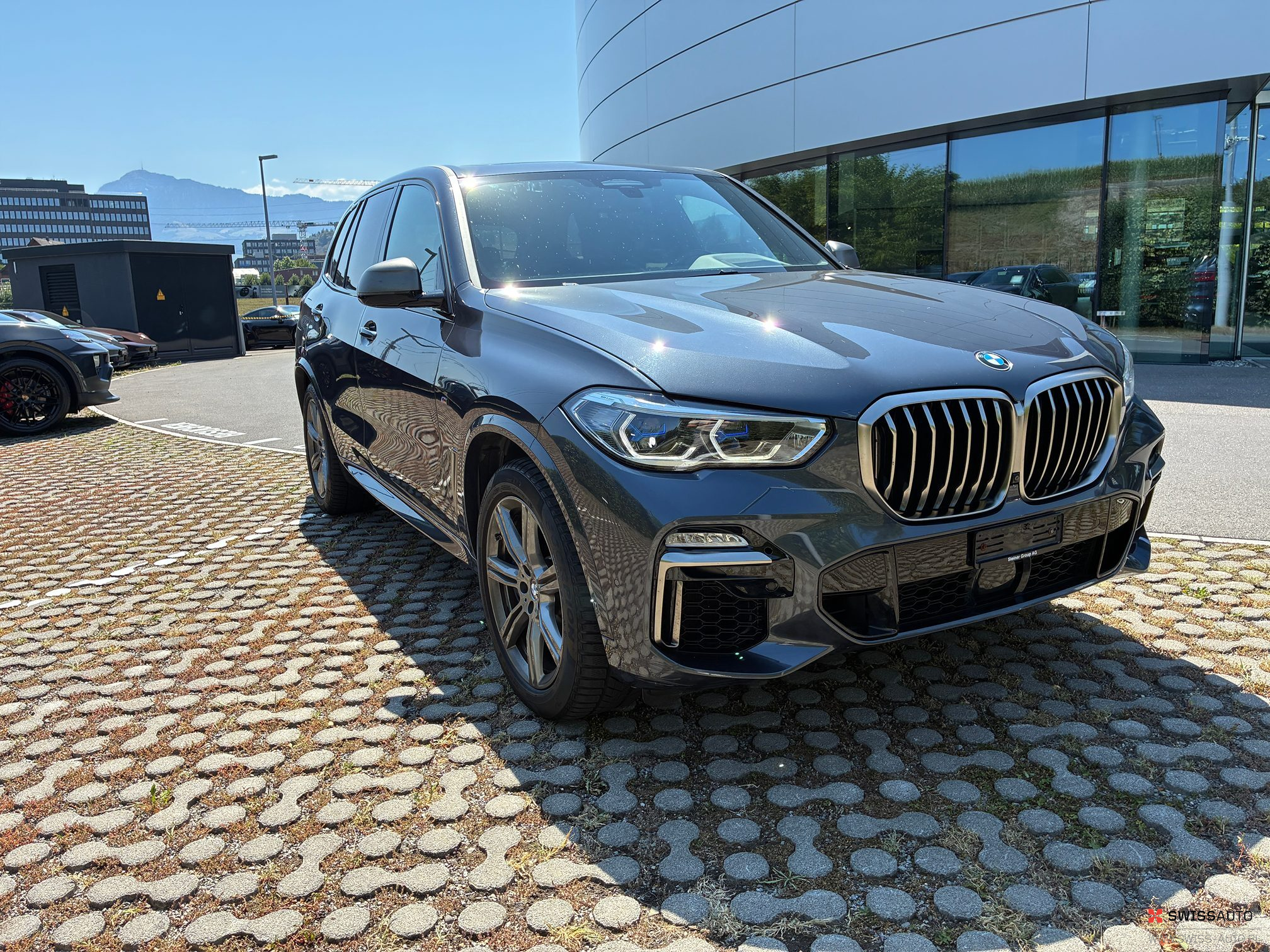 Auction Image