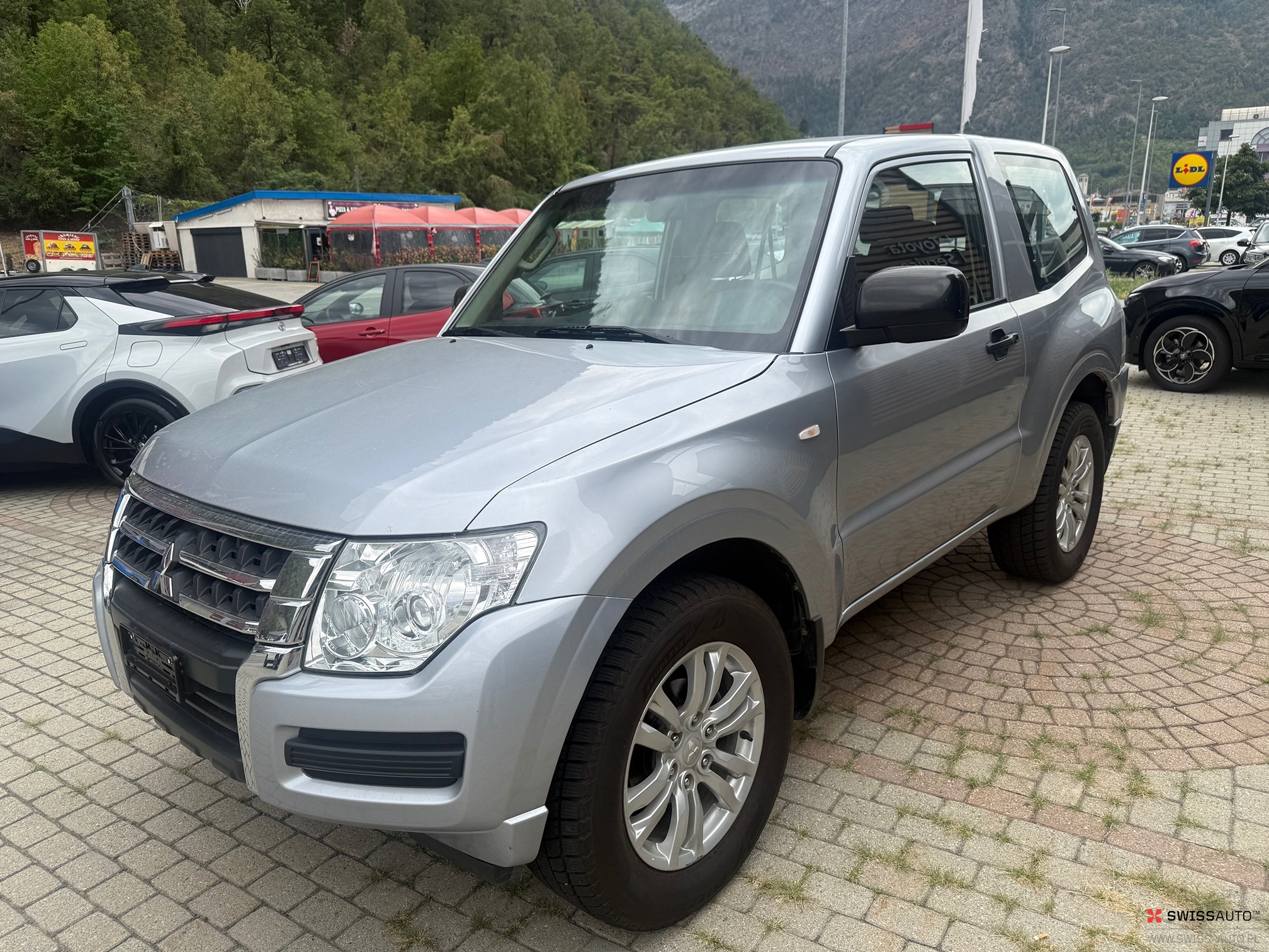 Auction Image