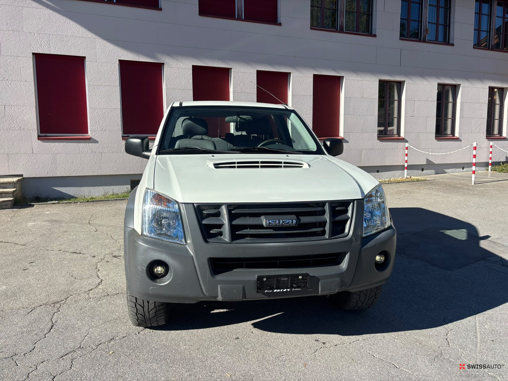 Auction Image