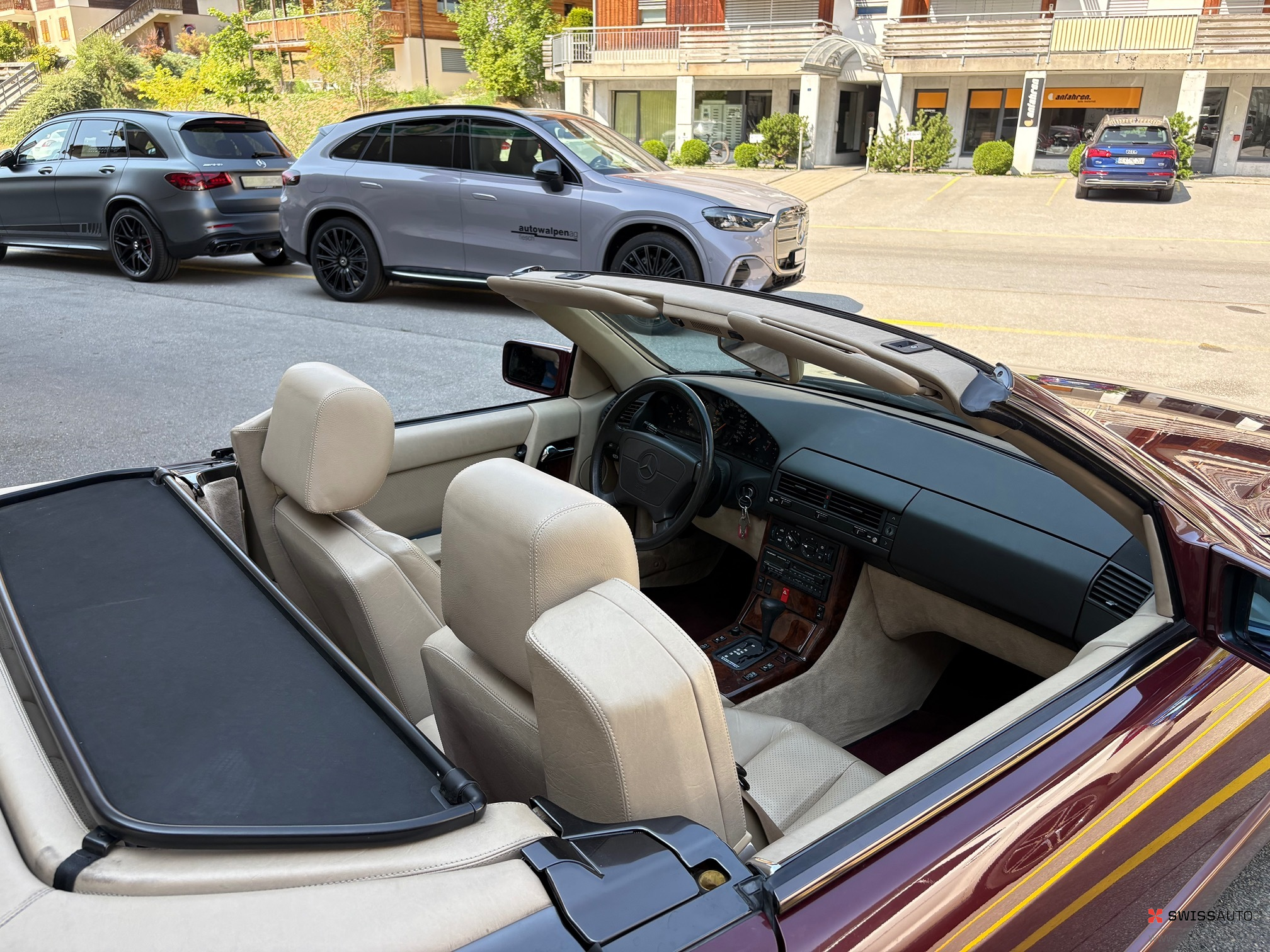 Auction Image