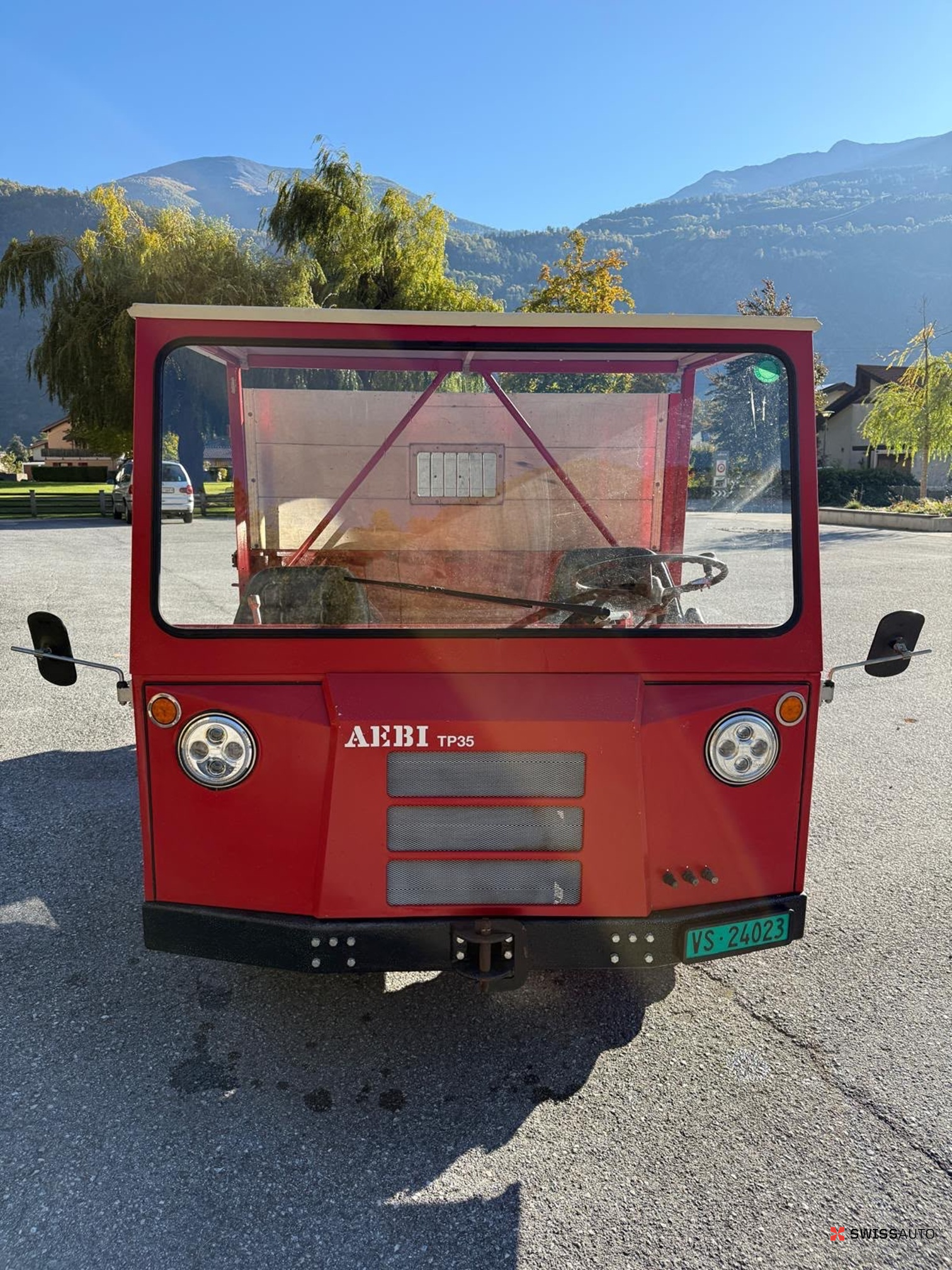 Auction Image