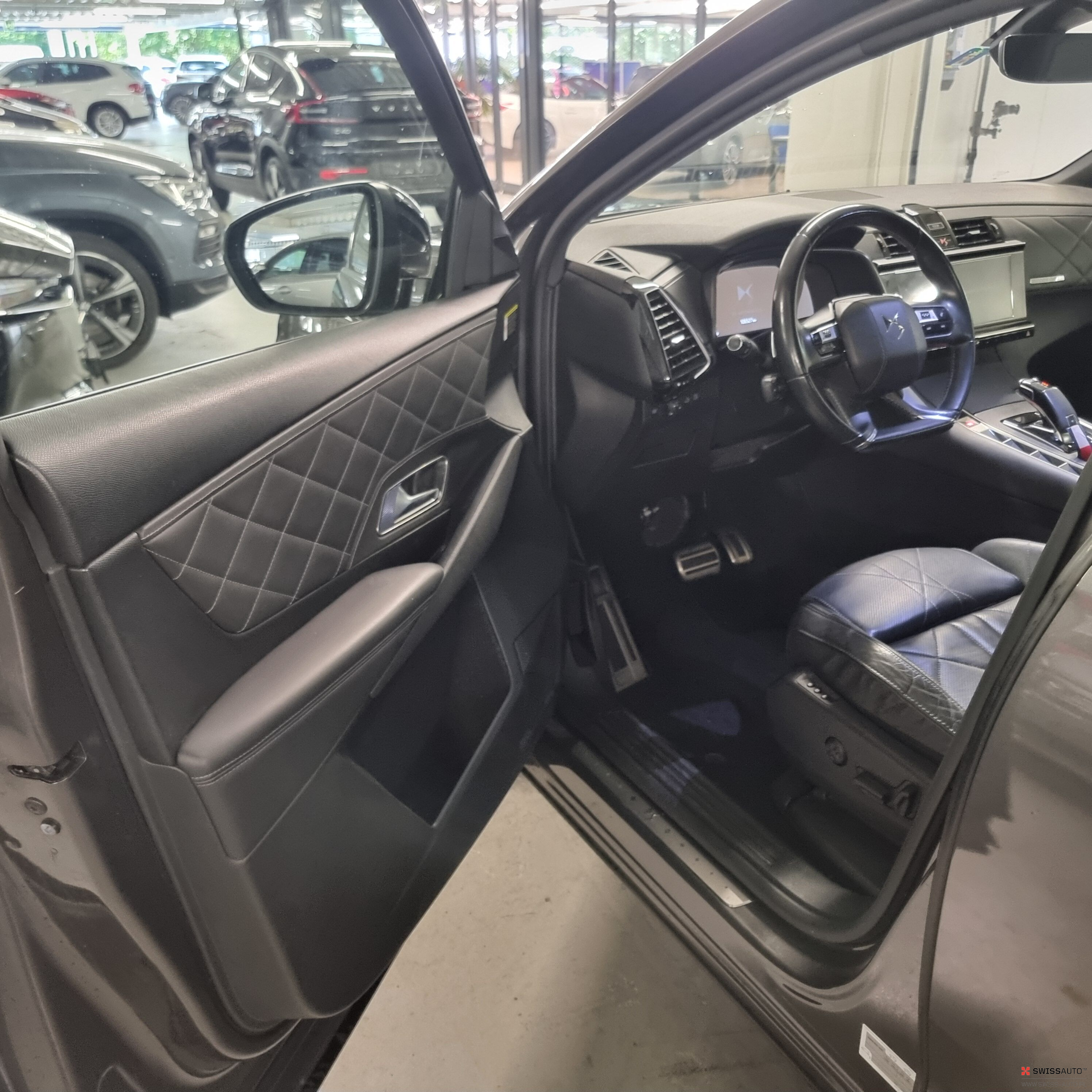 Auction Image