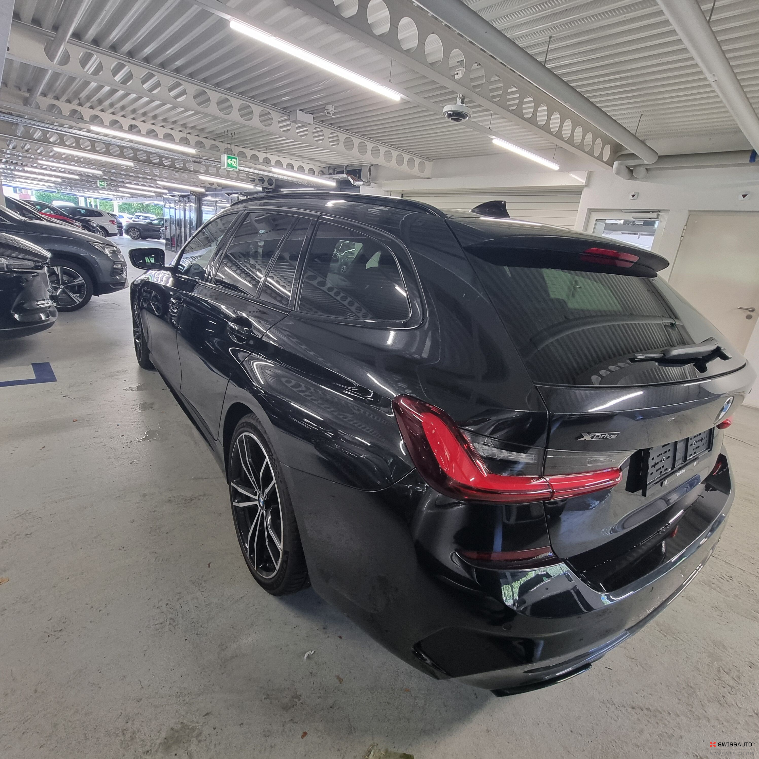 Auction Image