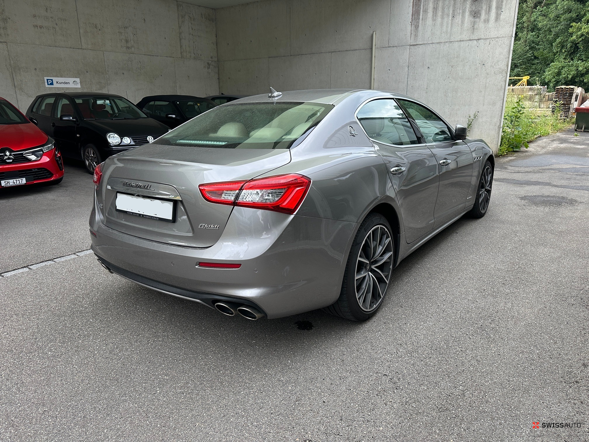 Auction Image