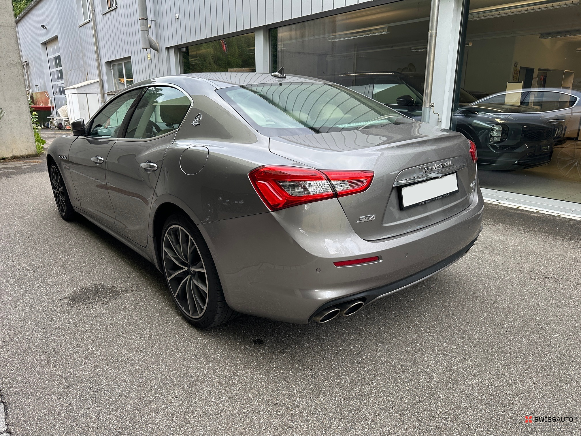 Auction Image