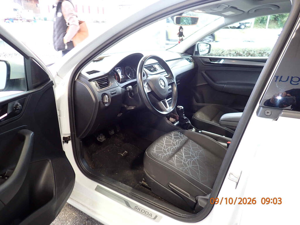 Auction Image