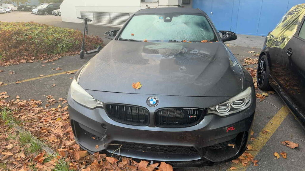 Auction Image