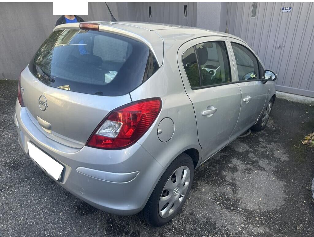 Auction Image