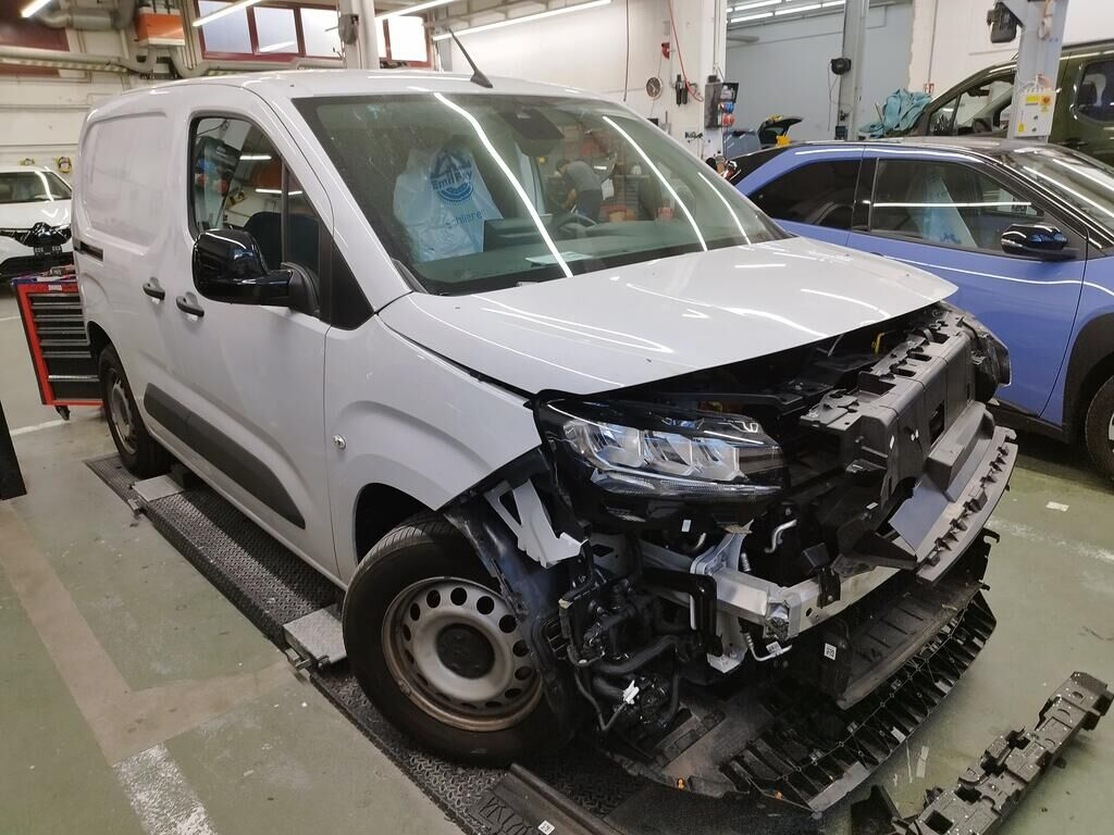 Auction Image