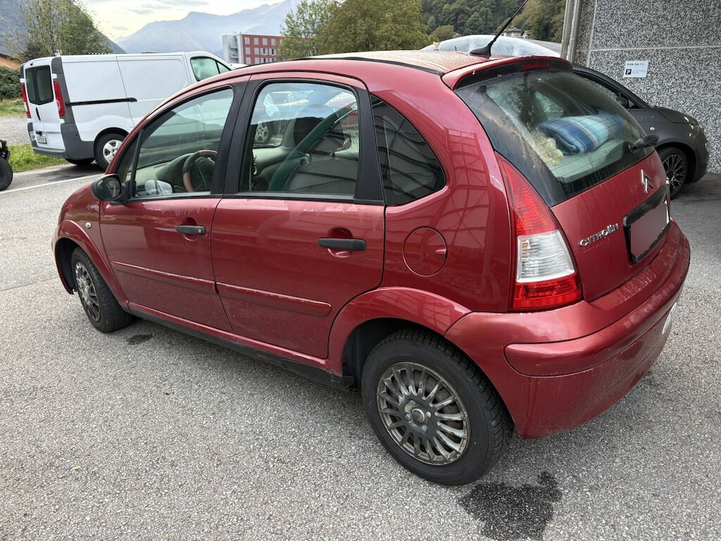 Auction Image