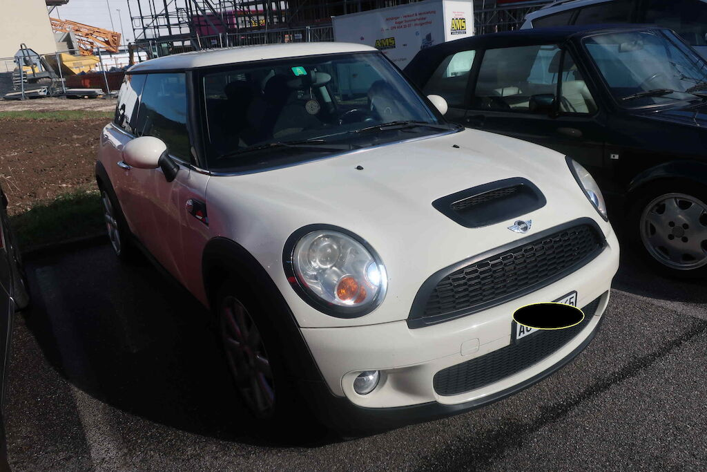 Auction Image
