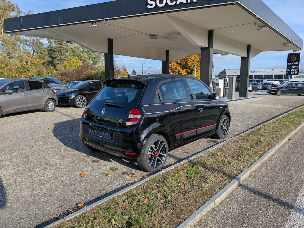 Auction Image