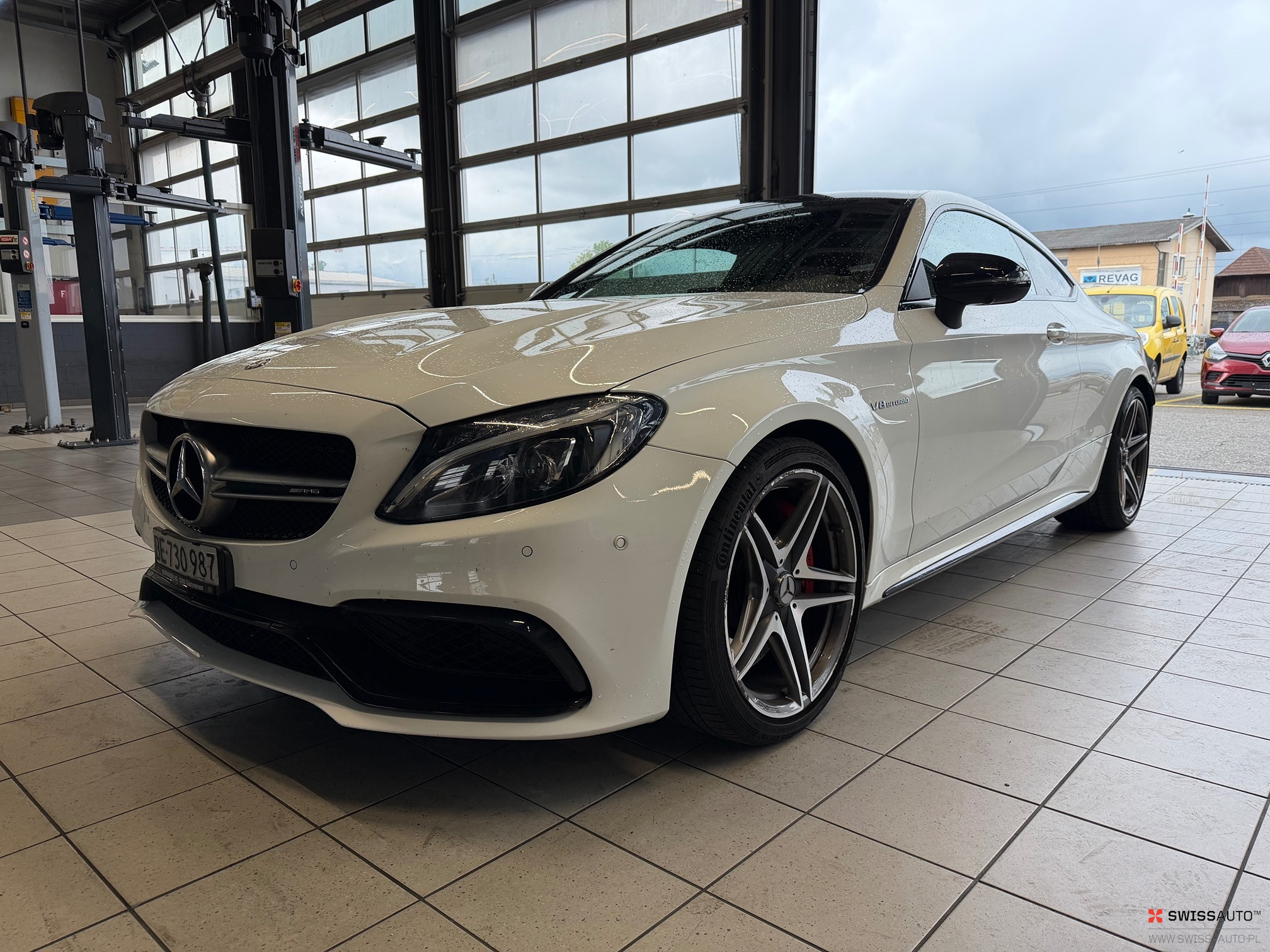 Auction Image