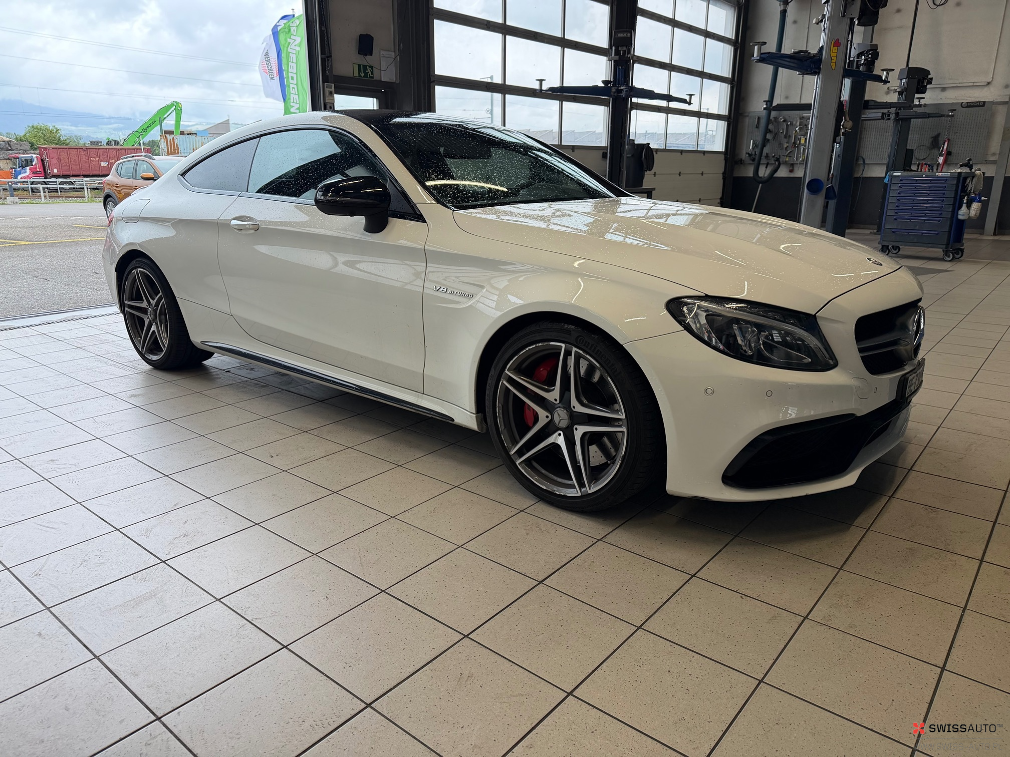 Auction Image