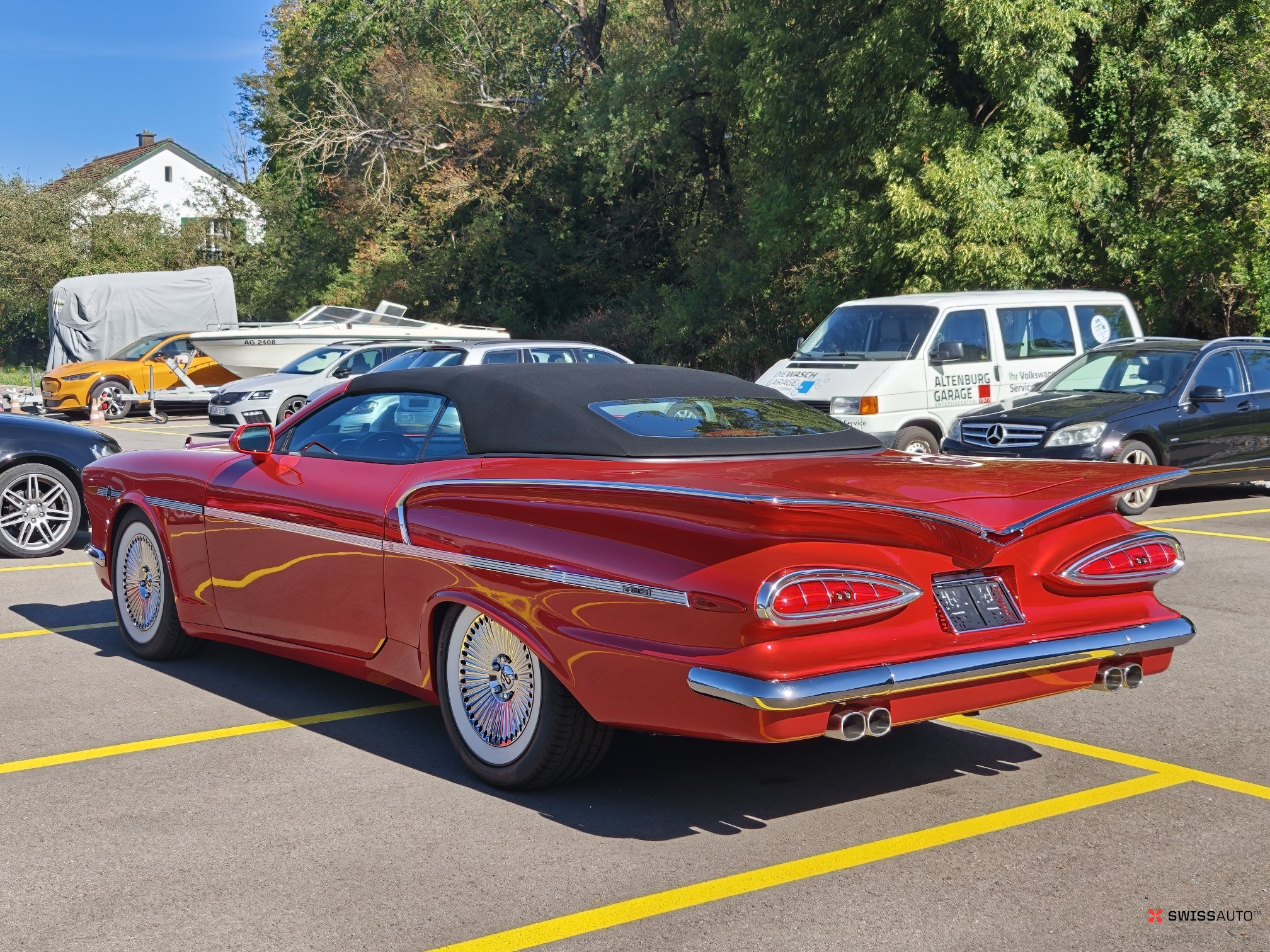Auction Image