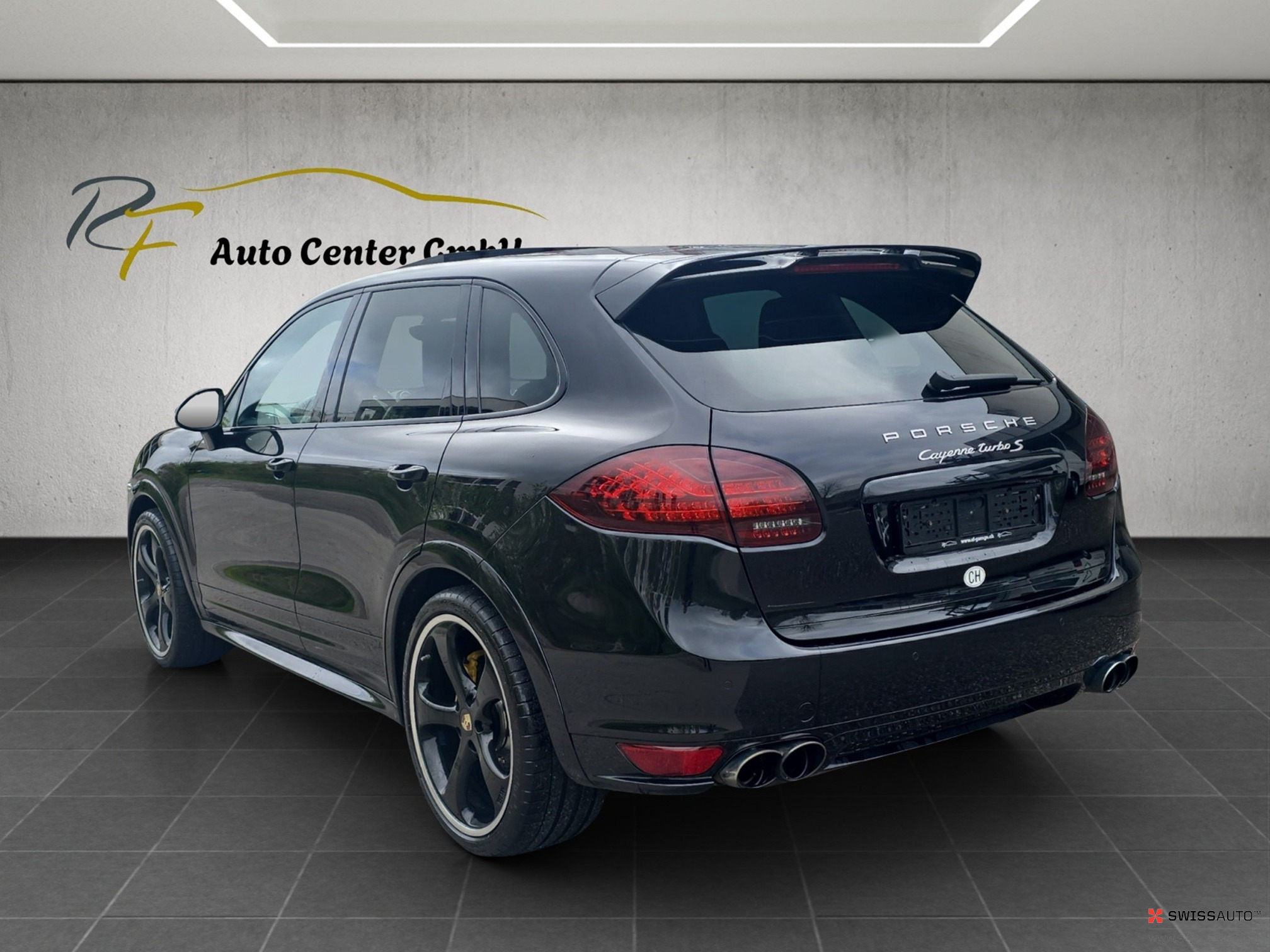 Auction Image