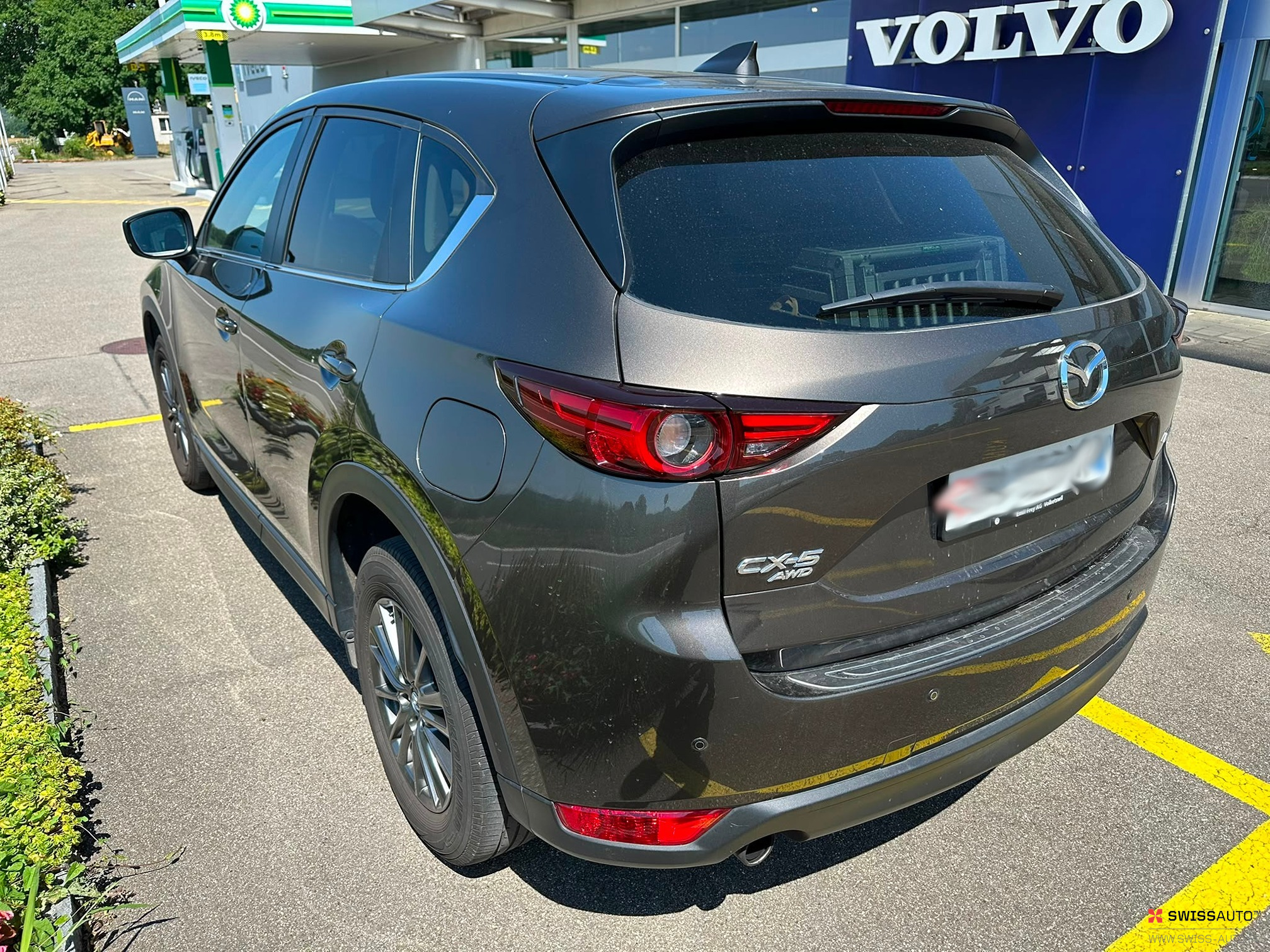Auction Image