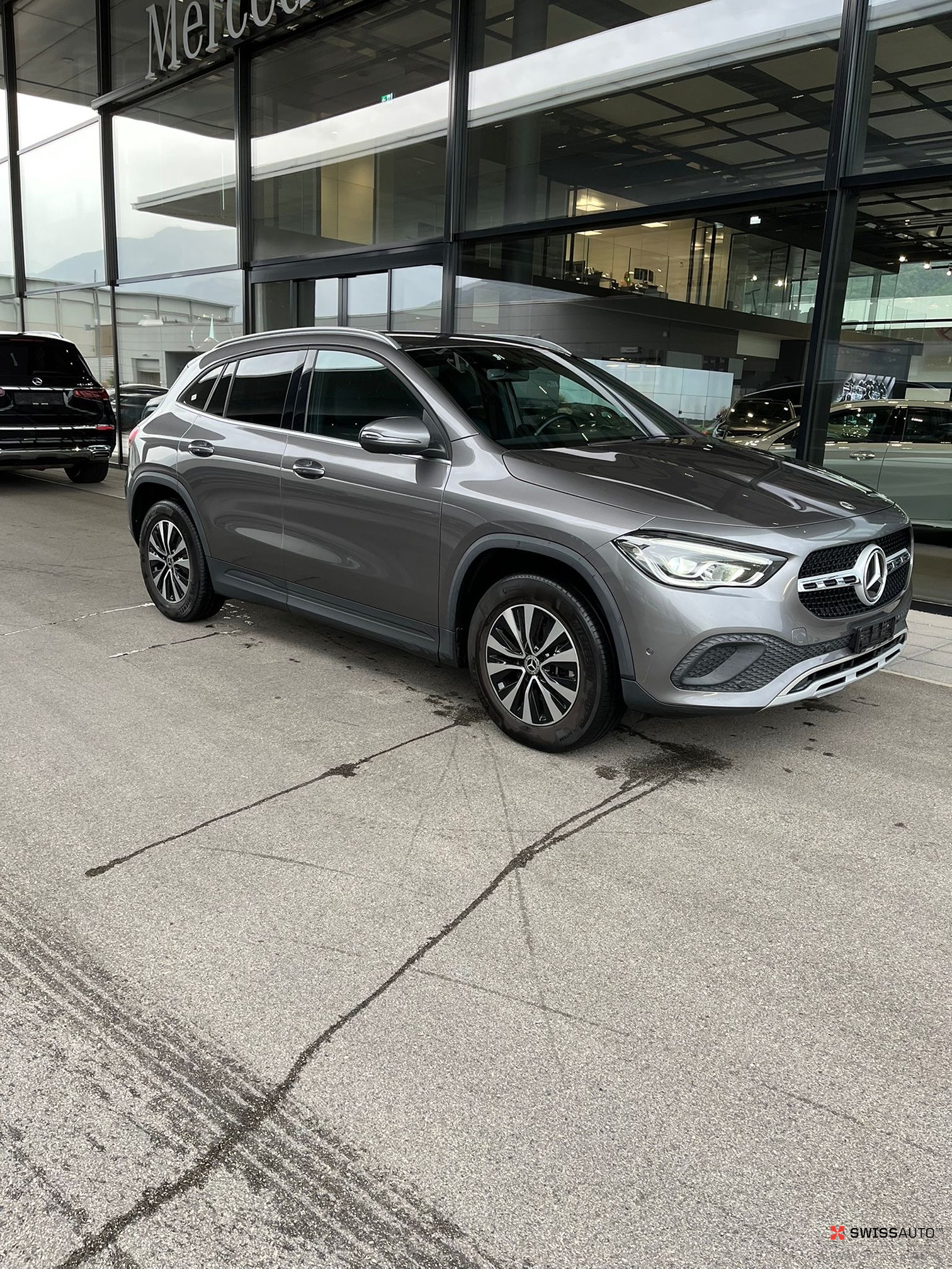 Auction Image