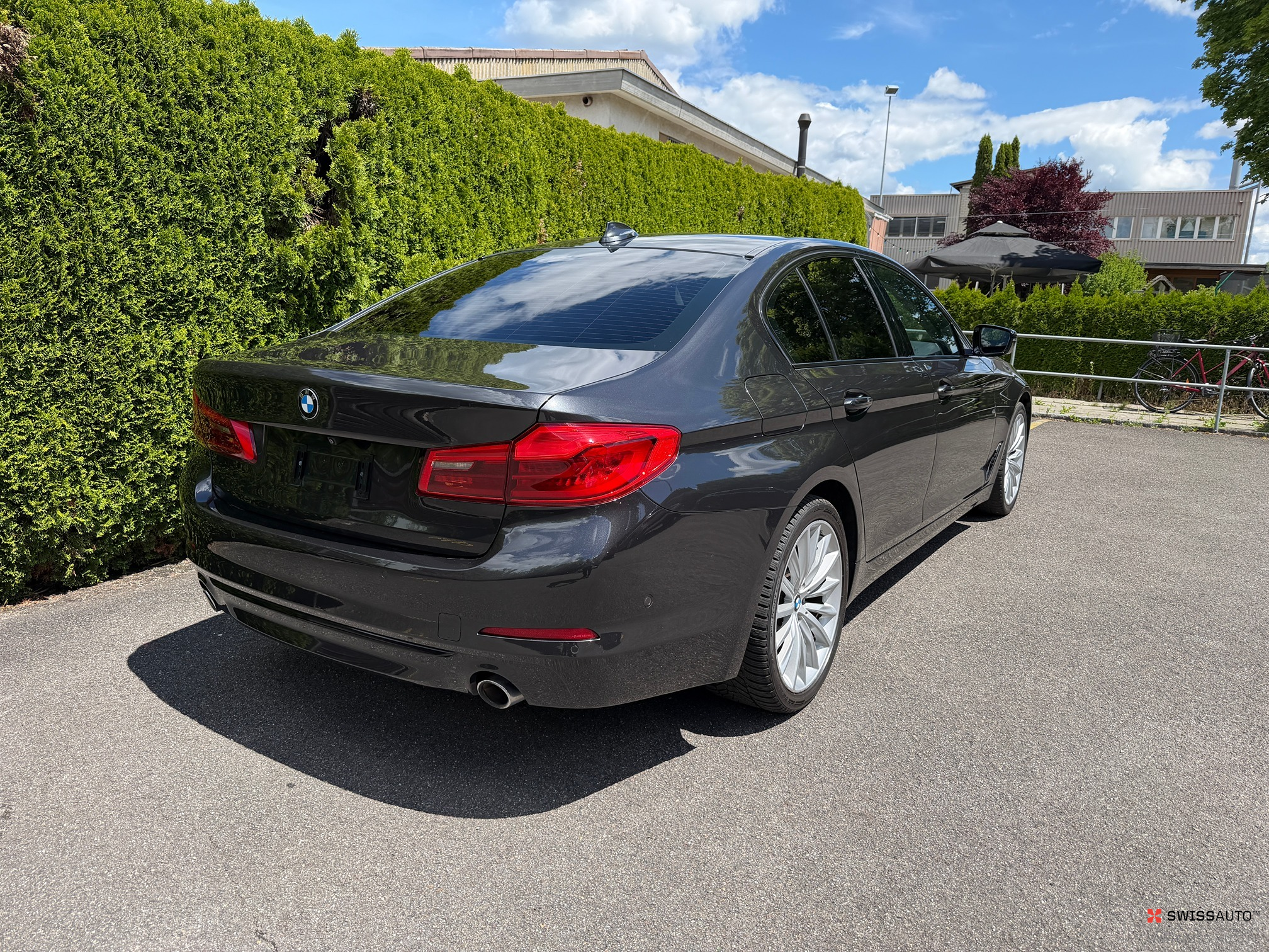 Auction Image
