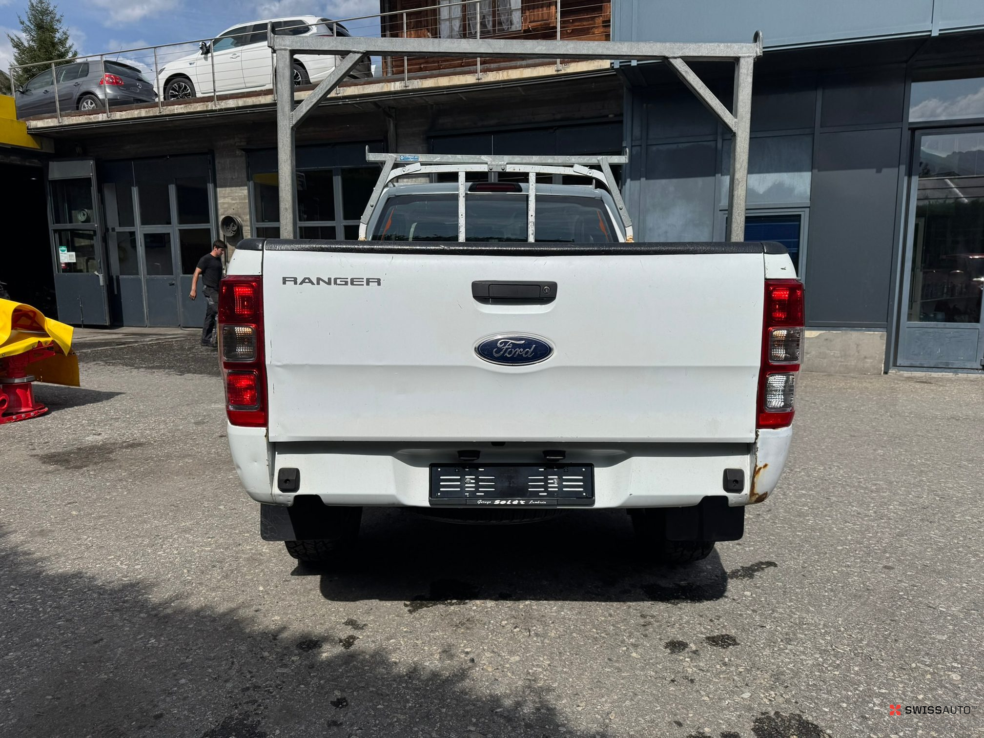 Auction Image