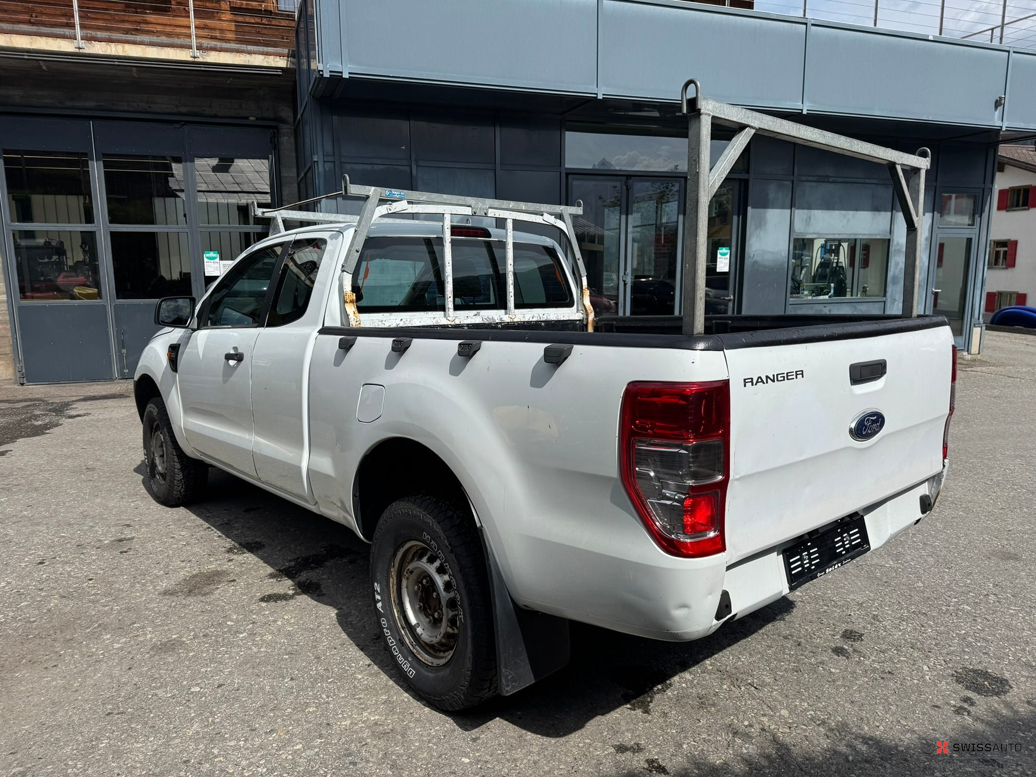 Auction Image