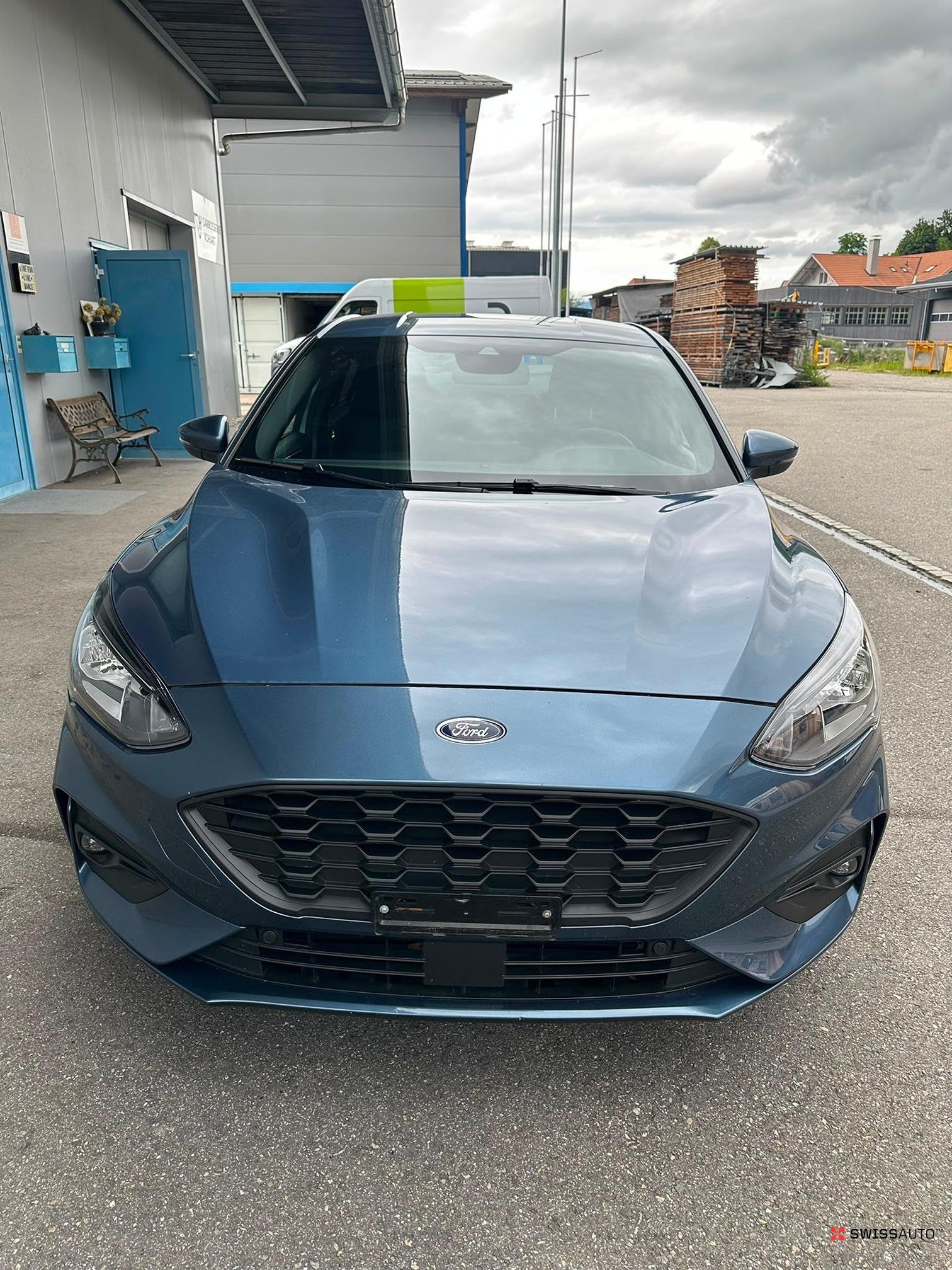 Auction Image