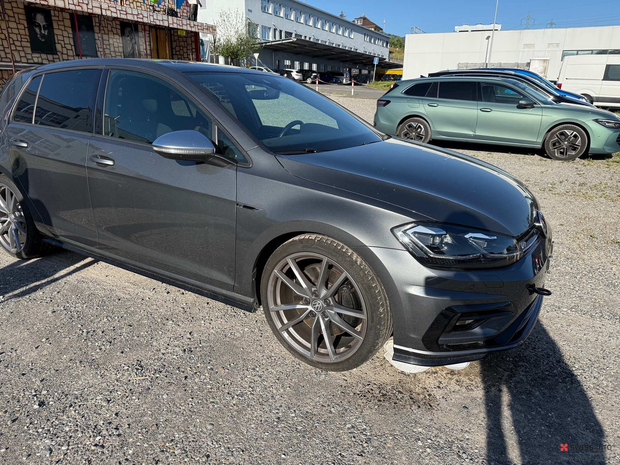Auction Image