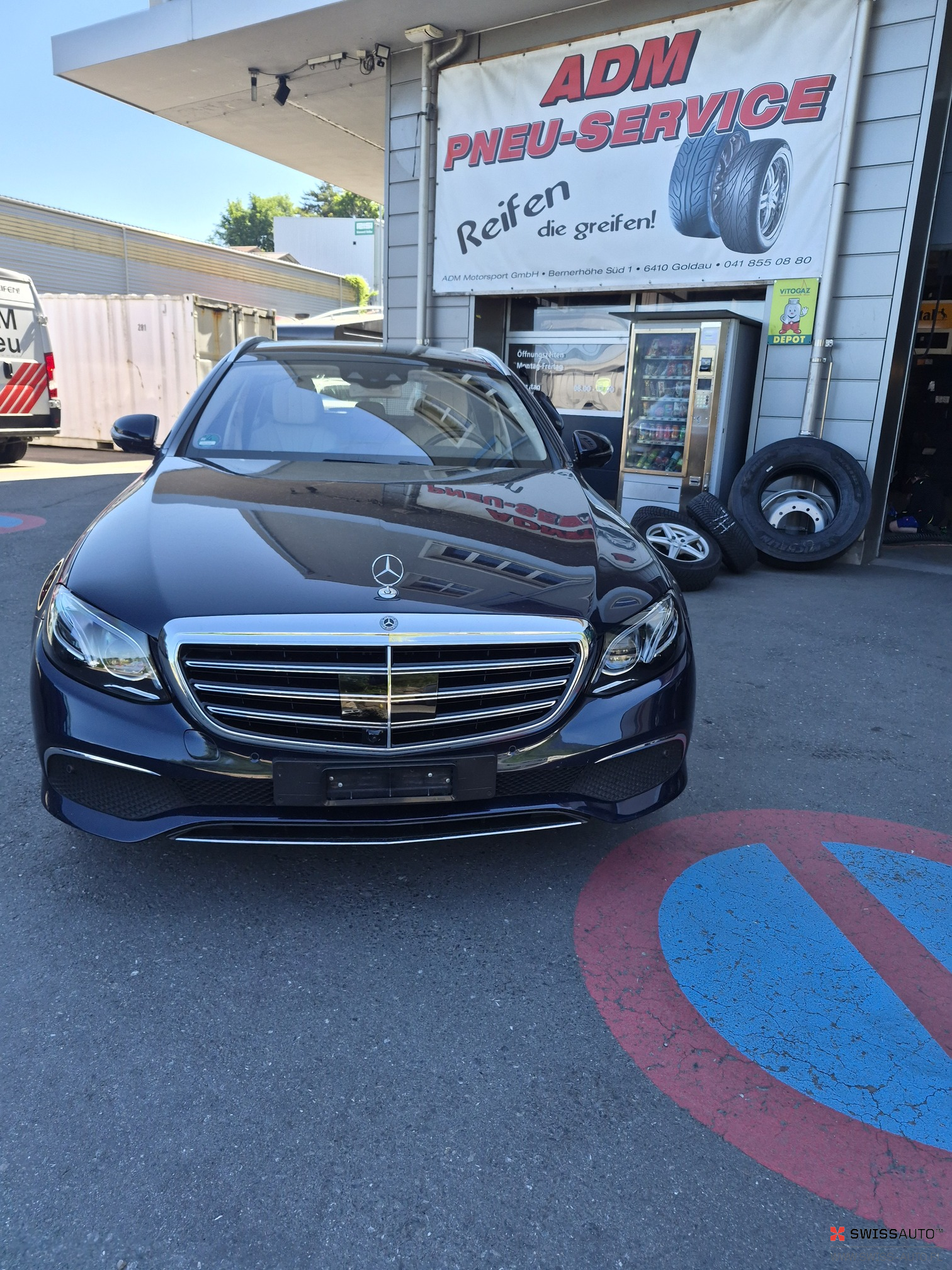 Auction Image