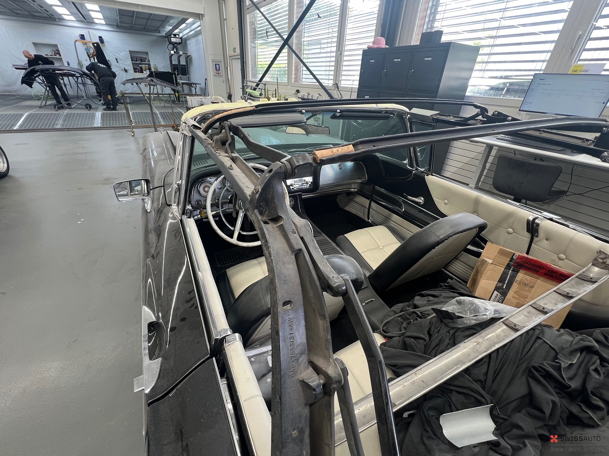 Auction Image