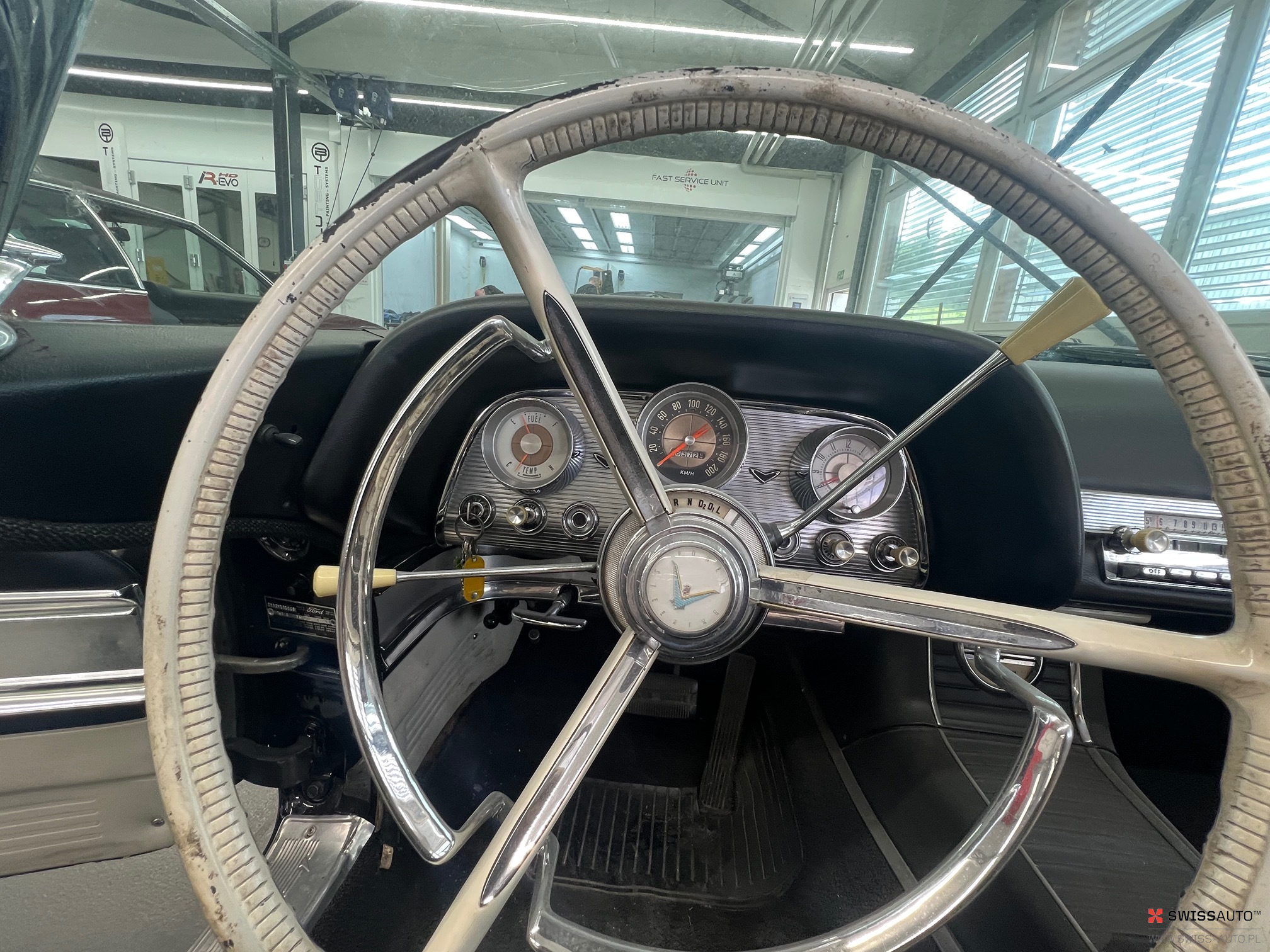 Auction Image