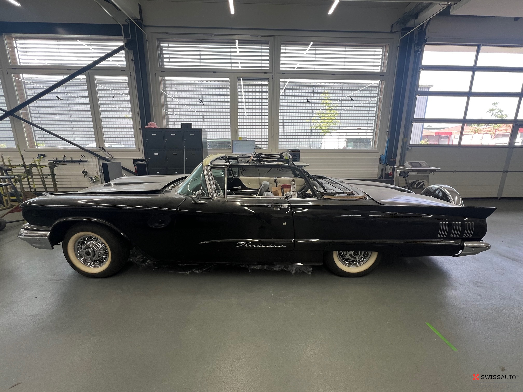 Auction Image