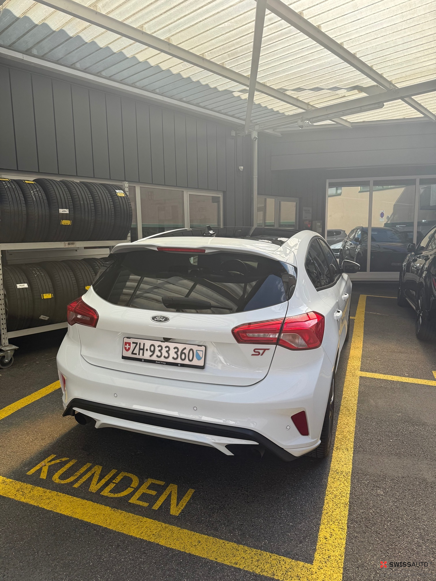 Auction Image