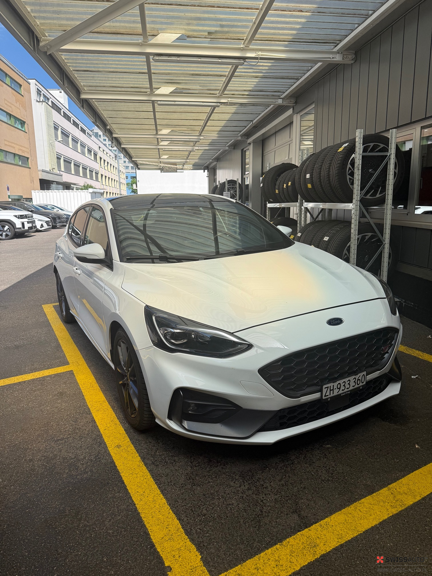 Auction Image